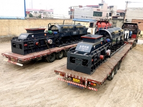 兩台1500x1000大型鵝卵石草莓视频APPIOS發貨