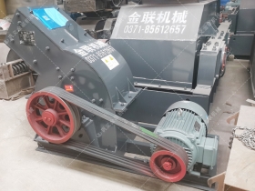 PC310X520錘式草莓网站在线看發往河南洛河破碎化工產品