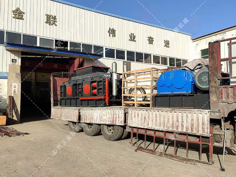 2PGY1500x1000型液壓對輥草莓网站在线看發往雲南昆明